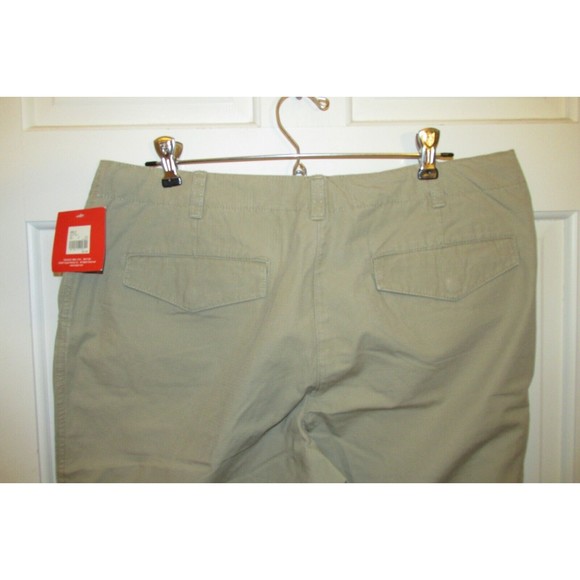 Isaac Mizrahi Women's Beige Mid-Rise Cotton Khaki Capri Pants Size 14 - Picture 4 of 8